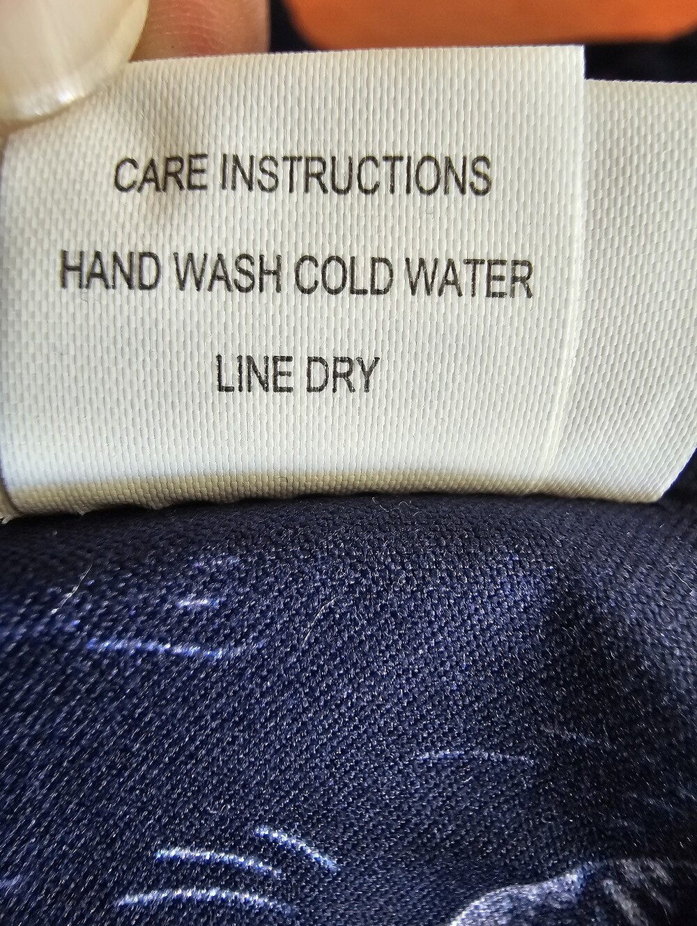 Levi's Bucket Hat- Fish Design - Picture 5 of 8
